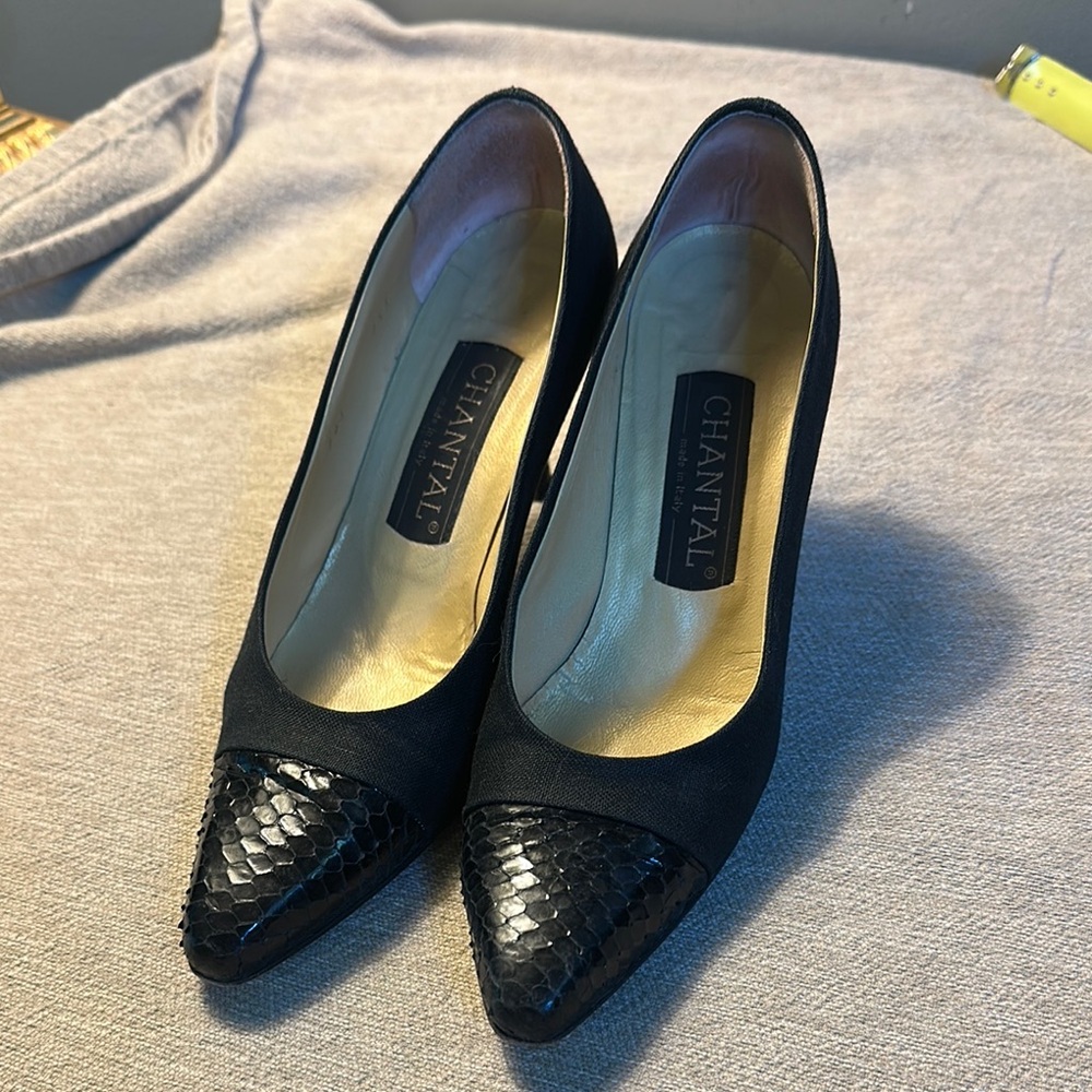 Black Women's CHANTAL Pumps